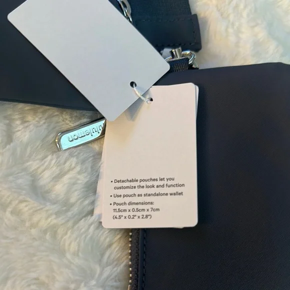 Lululemon Dual Pouch Wristlet in Oil Blue, OS - Picture 9 of 12
